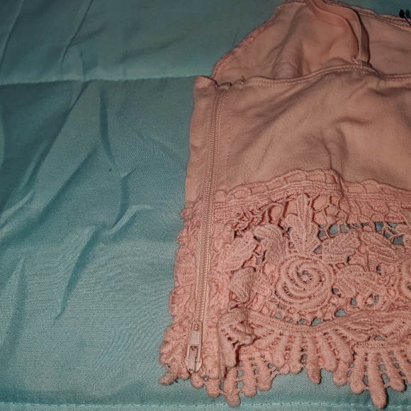 Crochet bralette - Picture 4 of 4